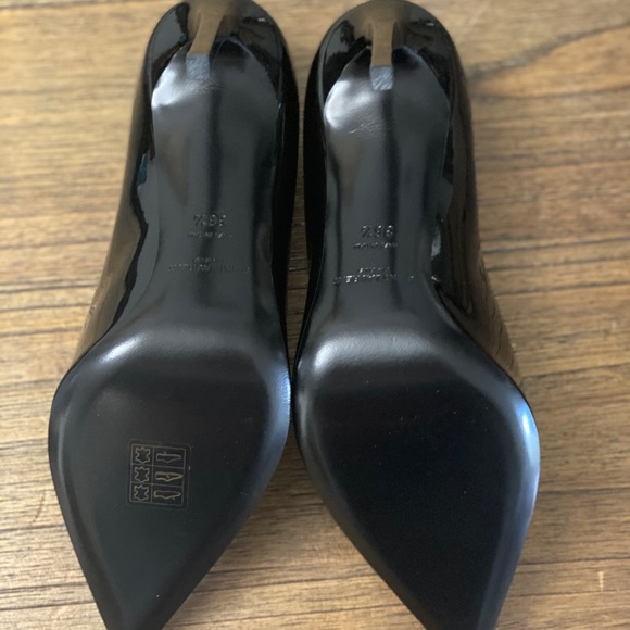 Black Saint Laurent Pointed Toe Pumps - Picture 4 of 6